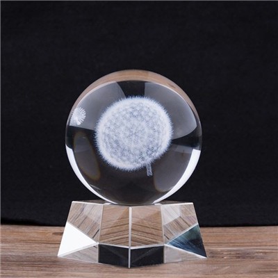 How a Crystal Paperweight Can Help Improve Your Memory